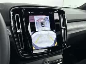 Volvo EX40 (2025) thumbnail 19