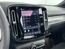 Volvo EX40 (2025) thumbnail 22