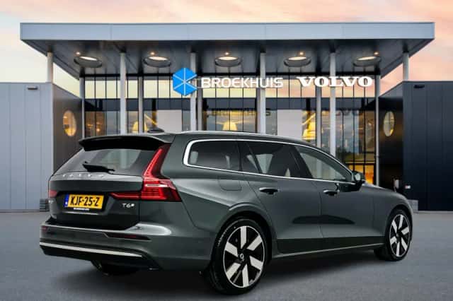 Volvo V60 (2026) thumbnail 3