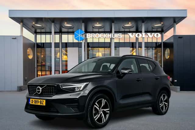 Volvo XC40 (2023) thumbnail 1