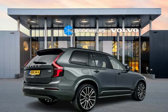 Volvo XC90 (2026) thumbnail 4