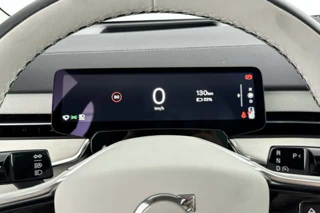 Volvo EX90 (2025) thumbnail 6