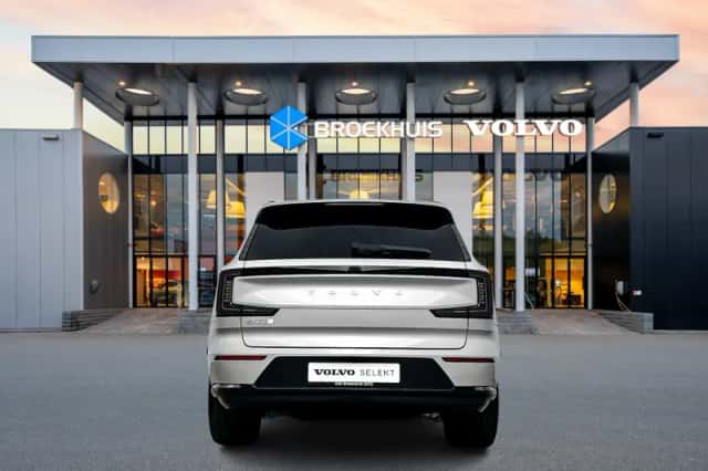 Volvo EX90 (2025) thumbnail 5