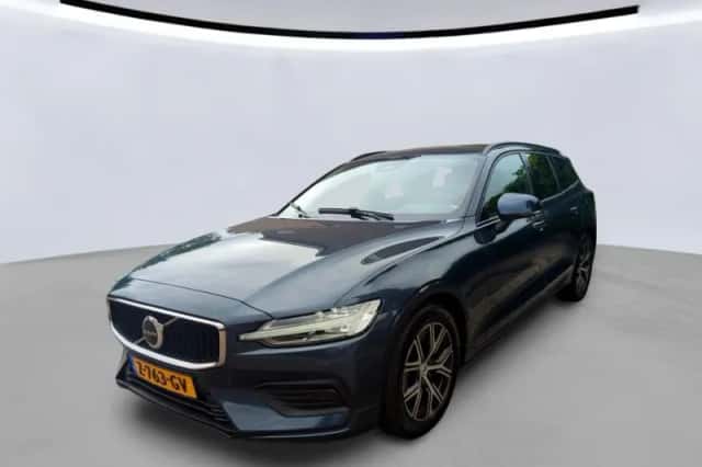 Volvo V60 (2024) thumbnail 1