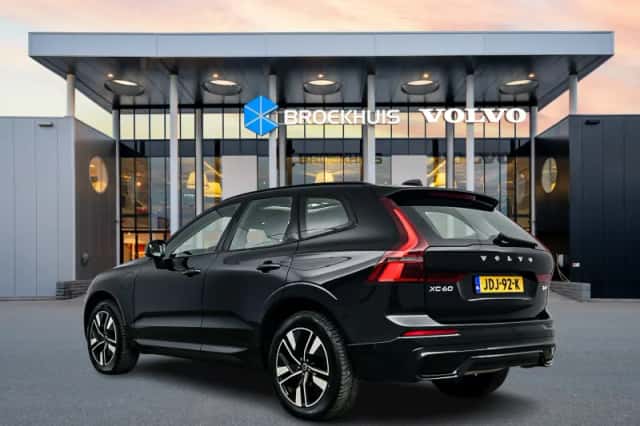 Volvo XC60 (2025) thumbnail 4