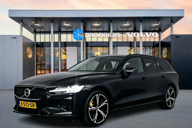 Volvo V60 (2021) thumbnail 1