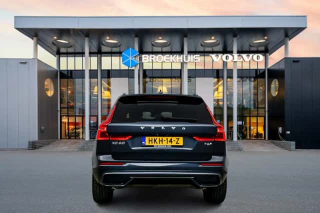 Volvo XC60 (2025) thumbnail 6