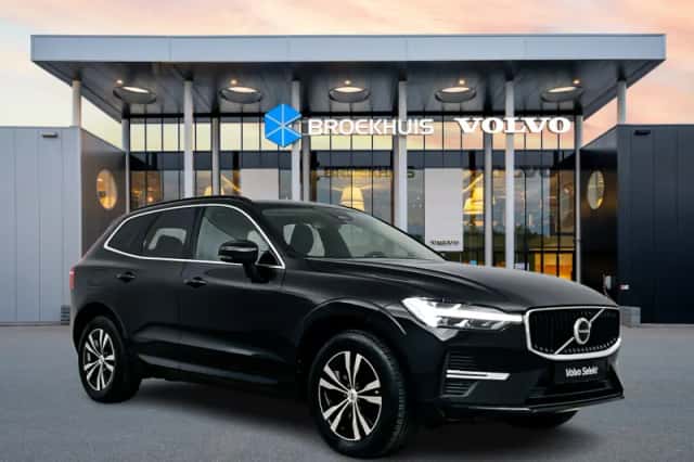 Volvo XC60 (2022) thumbnail 2