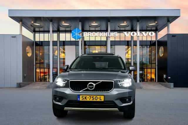 Volvo XC40 (2018) thumbnail 5
