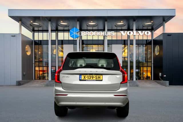 Volvo XC90 (2024) thumbnail 6
