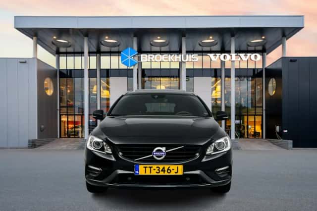 Volvo V60 (2018) thumbnail 5