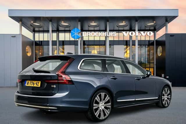 Volvo V90 (2022) thumbnail 3
