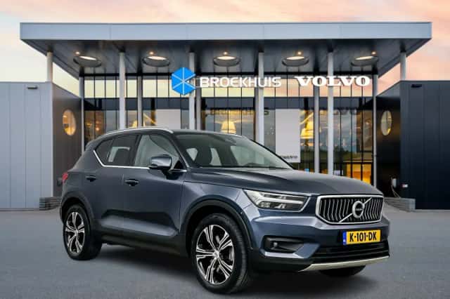 Volvo XC40 (2020) thumbnail 2