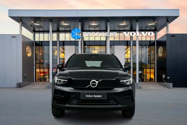 Volvo XC40 (2024) thumbnail 5