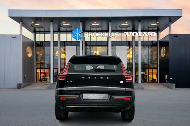 Volvo XC40 (2024) thumbnail 6