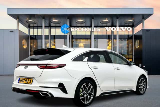 Kia Proceed (2019) thumbnail 3