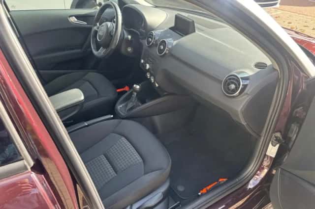 Audi A1 (2013) thumbnail 6