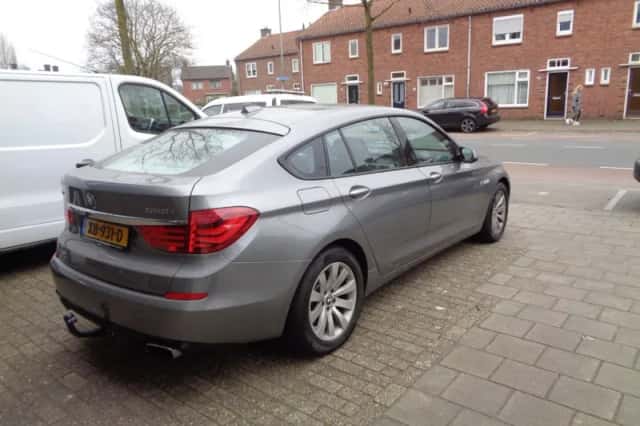 BMW 5-Serie (2009) thumbnail 10