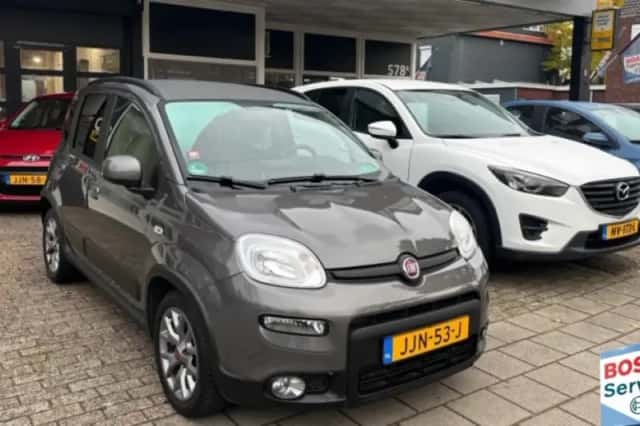 Fiat Panda (2021) thumbnail 1