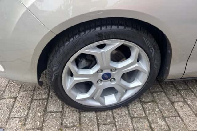 Ford B-Max (2012) thumbnail 4