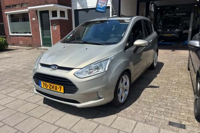 Ford B Max (2012) thumbnail 6