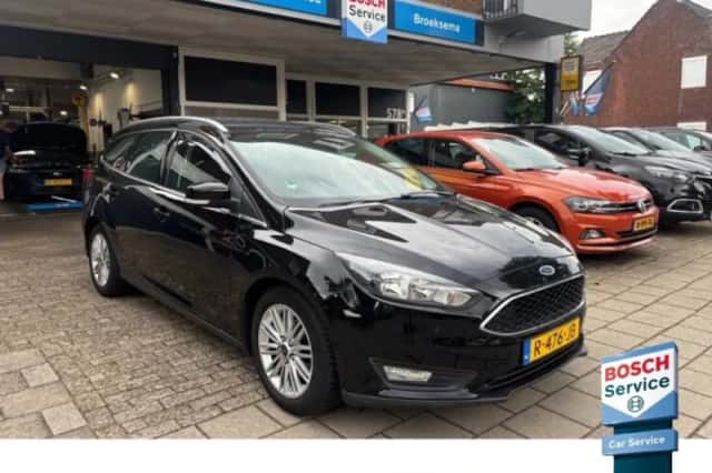 Ford Focus (2017) thumbnail 2