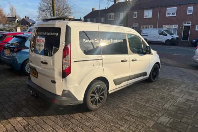 Ford Transit Connect (2016) thumbnail 11