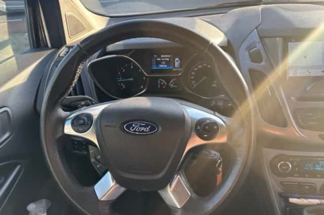Ford Transit Connect (2016) thumbnail 20