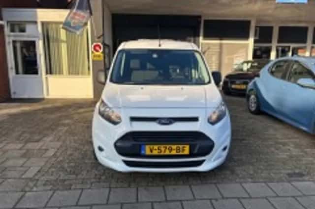 Ford Transit Connect (2016) thumbnail 4