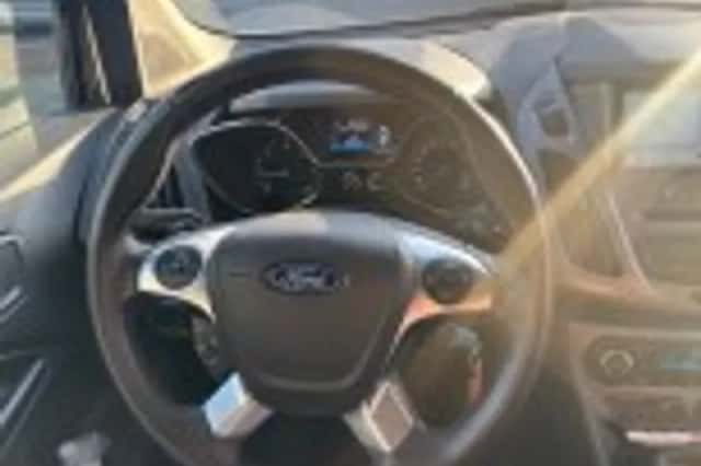 Ford Transit Connect (2016) thumbnail 34