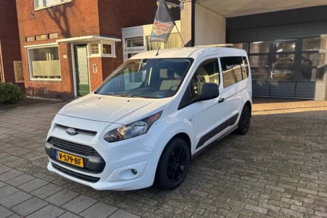 Ford Transit Connect (2016) thumbnail 9