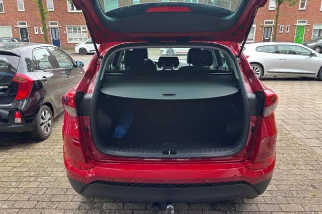 Hyundai Tucson (2018) thumbnail 16