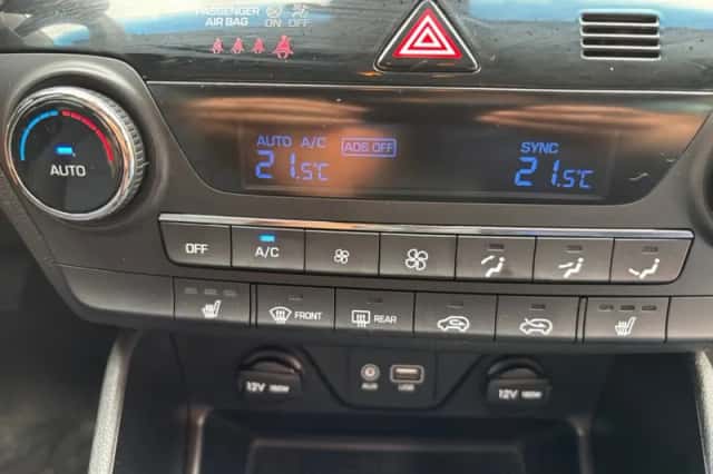 Hyundai Tucson (2018) thumbnail 23