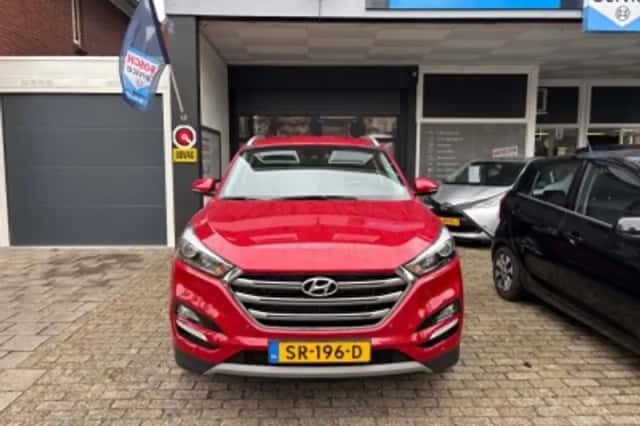 Hyundai Tucson (2018) thumbnail 54