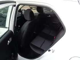 Kia Picanto thumbnail 14