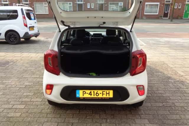 Kia Picanto (2022) thumbnail 18