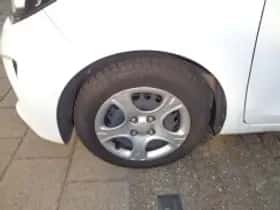 Kia Picanto thumbnail 5