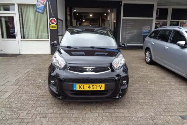 Kia Picanto (2017) thumbnail 3