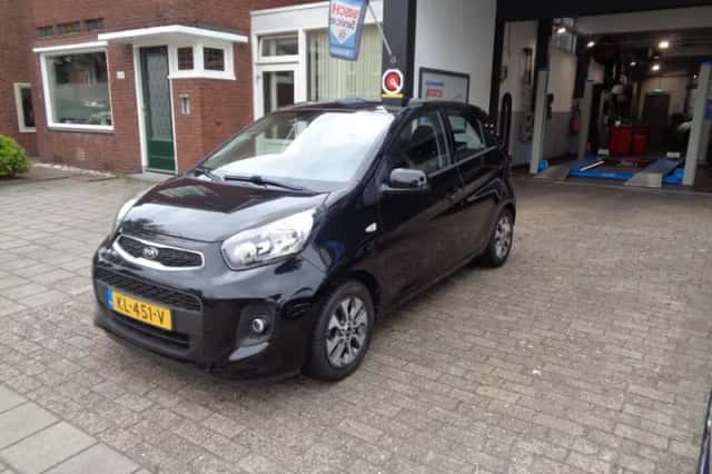 Kia Picanto (2017) thumbnail 4
