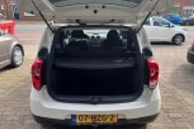 Mitsubishi Colt (2009) thumbnail 30