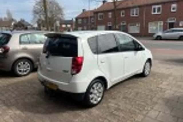 Mitsubishi Colt (2009) thumbnail 31