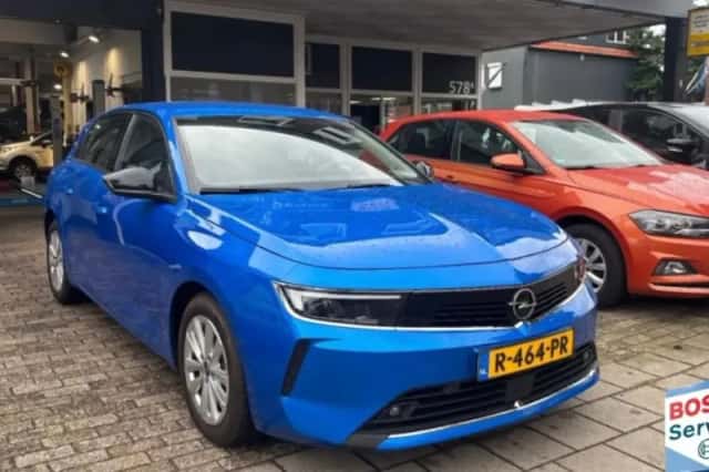 Opel Astra (2022) thumbnail 1