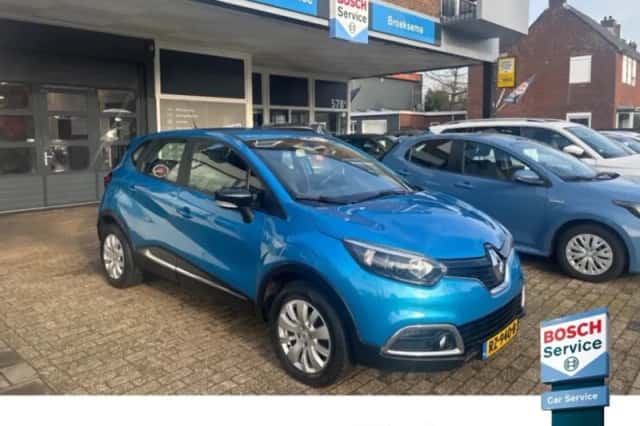 Renault Captur (2017) thumbnail 2