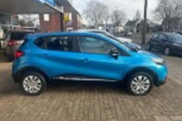Renault Captur (2017) thumbnail 29