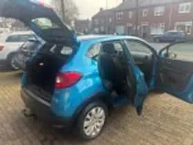 Renault Captur thumbnail 33