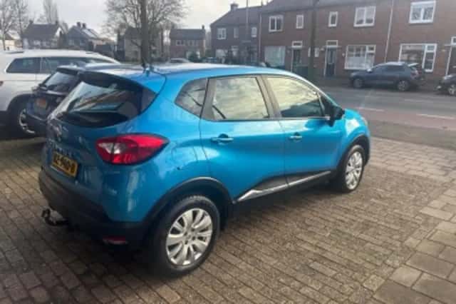 Renault Captur (2017) thumbnail 47