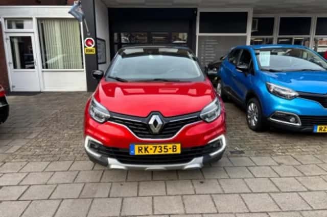 Renault Captur (2017) thumbnail 3