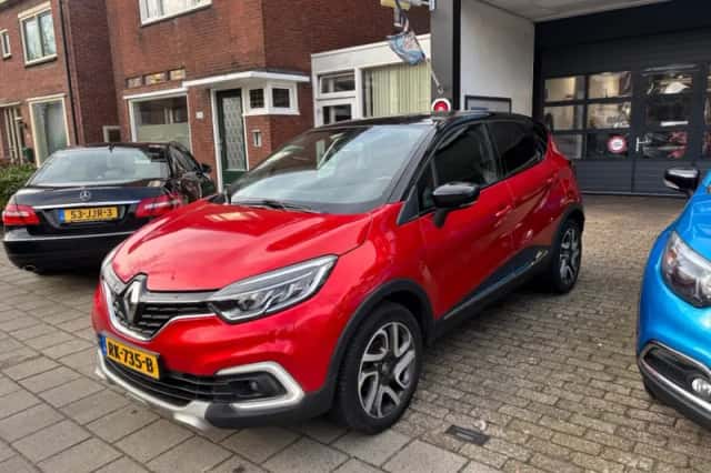 Renault Captur (2017) thumbnail 4