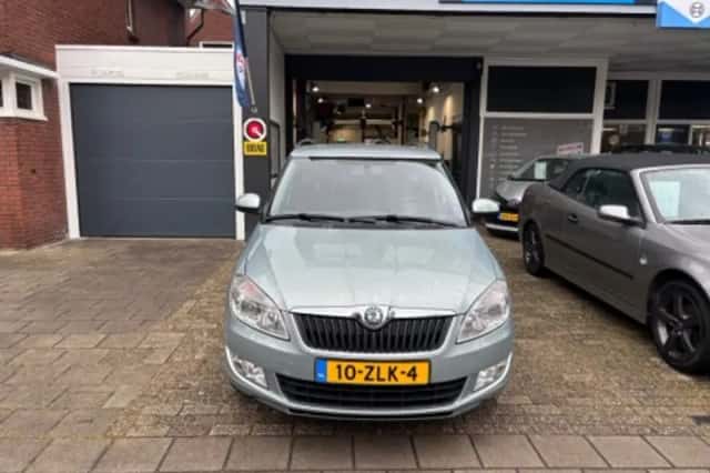 Škoda Fabia (2013) thumbnail 3
