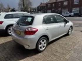 Toyota Auris thumbnail 35